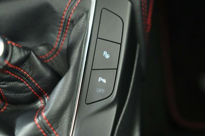 Car image 37