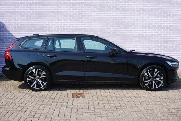 Volvo V60 B3 Essential 120 kW image number 10