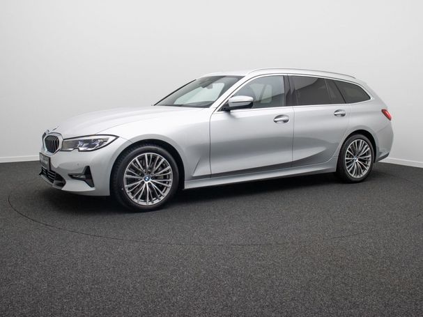 BMW 330i Touring Sport Line 190 kW image number 16