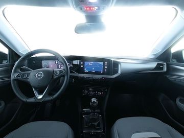 Car image 13