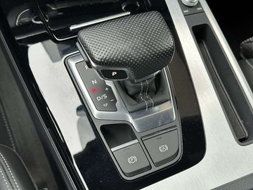 Car image 31