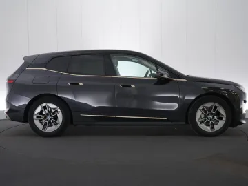 Car image 33