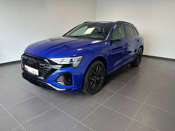 Audi Q8 55 quattro e-tron S-line 300 kW image number 1