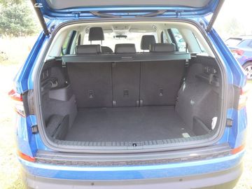 Car image 24