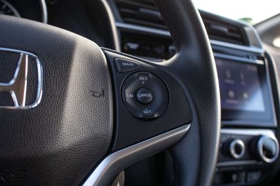 Car image 31