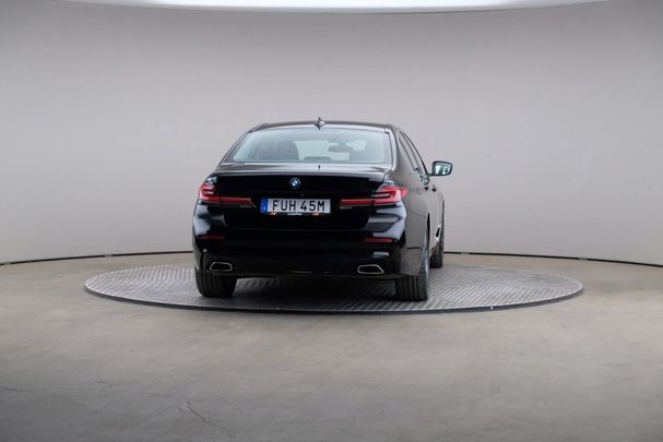 BMW 520d xDrive 140 kW image number 3