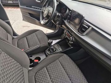 Car image 13