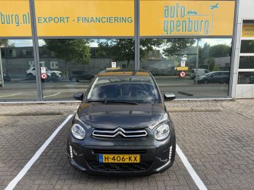Car image 3