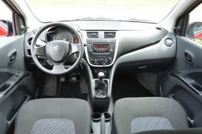 Car image 14