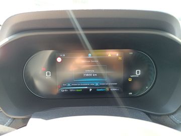 Car image 25