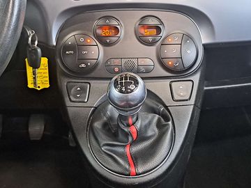 Car image 12