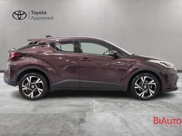 Car image 4