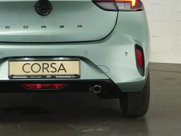 Car image 32