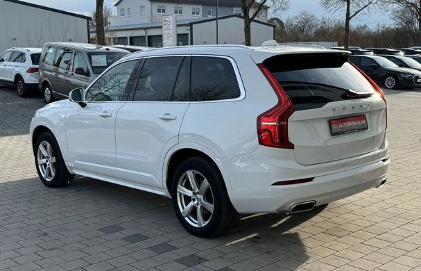 Volvo XC90 AWD Momentum 173 kW image number 4