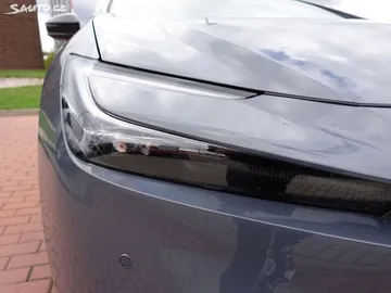 Car image 36