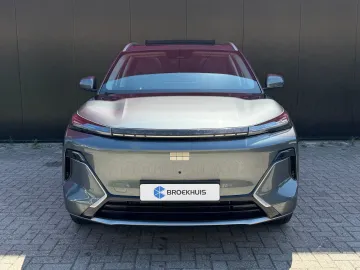 Car image 33