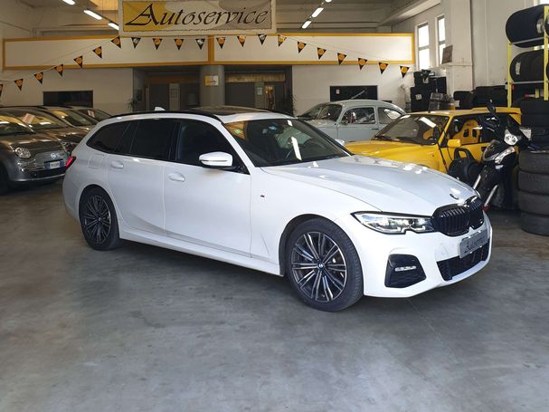 BMW 330i Touring xDrive 190 kW image number 3