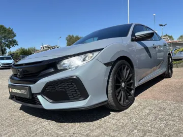 Car image 29