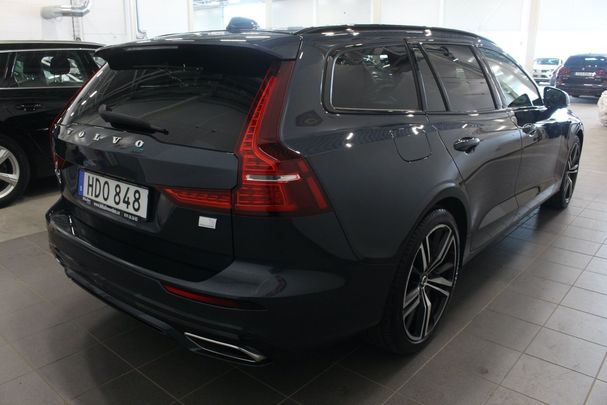 Volvo V60 T6 Recharge AWD 257 kW image number 3