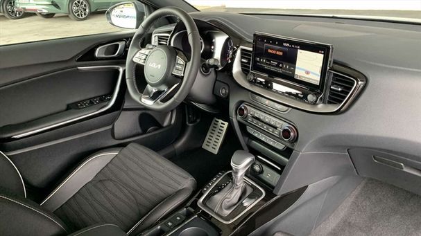 Kia ProCeed 1.5 T-GDI 103 kW image number 4