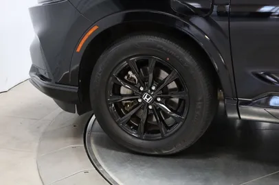 Car image 25