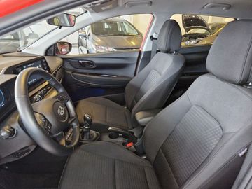 Car image 11