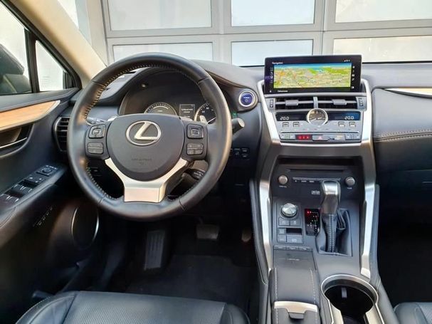 Lexus NX 300 h 145 kW image number 9