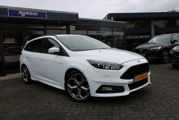 Ford Focus 2.0 ST 185 kW image number 31