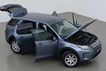 Car image 2