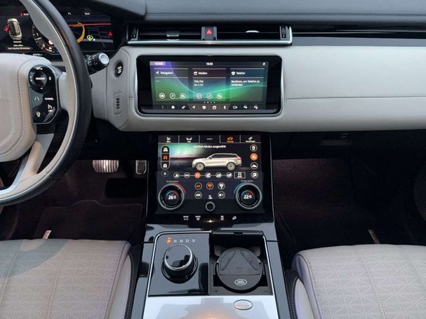 Land Rover Range Rover Velar 221 kW image number 18