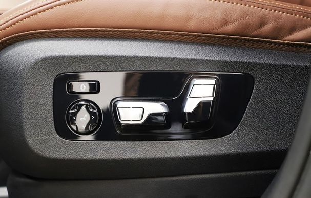 BMW X7 xDrive 250 kW image number 25