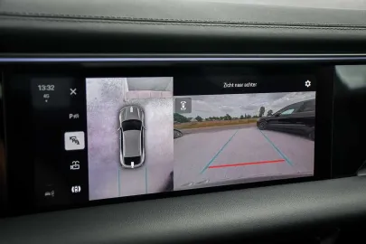 Car image 31