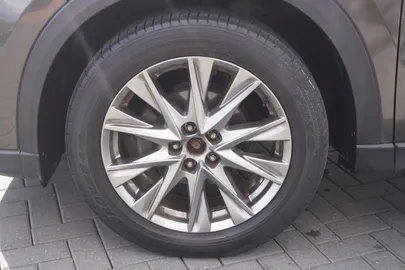 Car image 32