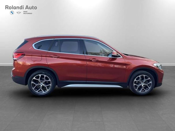 BMW X1 xDrive18d xLine 110 kW image number 3