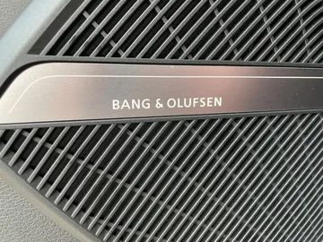 Car image 39