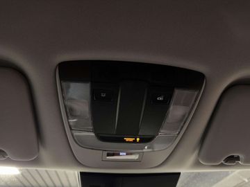 Car image 41