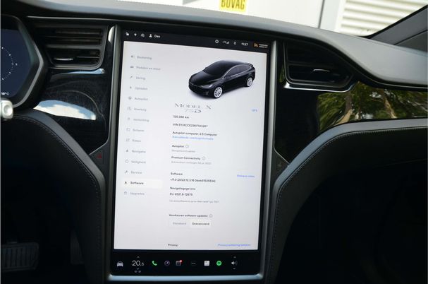 Tesla Model X 75D AWD 245 kW image number 24