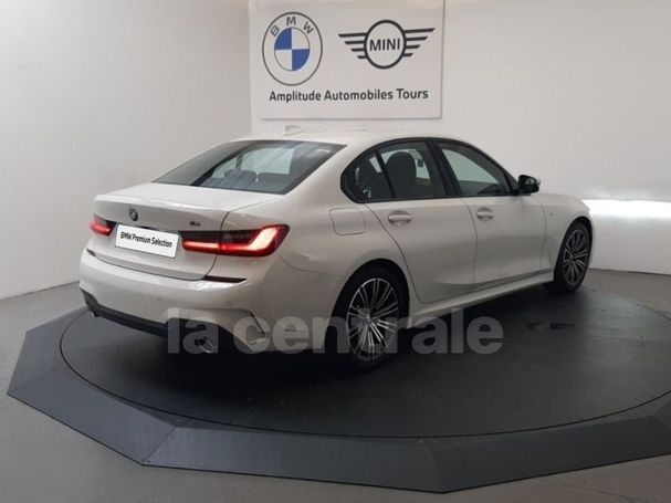 BMW 320i M Sport 135 kW image number 2