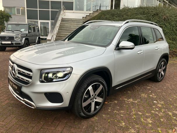 Mercedes-Benz GLB 180 100 kW image number 1