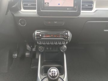 Car image 14