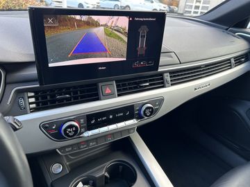 Car image 27