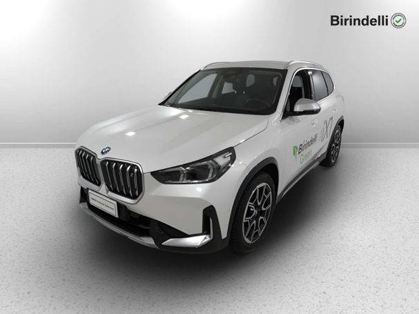 BMW iX1 xDrive30 200 kW image number 1