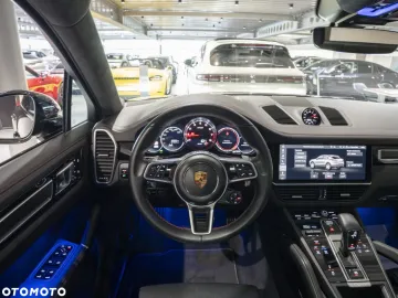 Car image 37