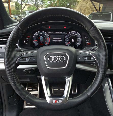 Audi Q8 50 TDI quattro S-line Sport 210 kW image number 10