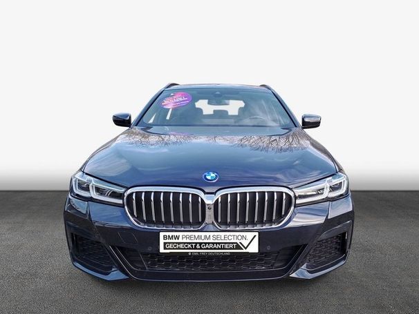 BMW 530 Touring xDrive 215 kW image number 2