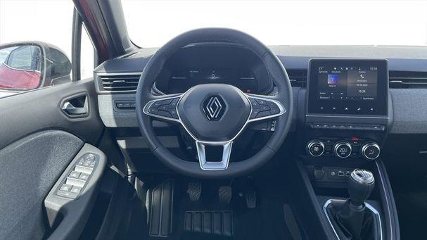 Renault Clio TCe 90 66 kW image number 7