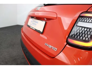 Car image 36