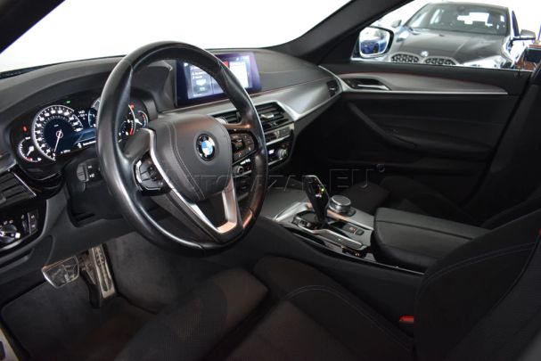 BMW 520d xDrive 140 kW image number 4