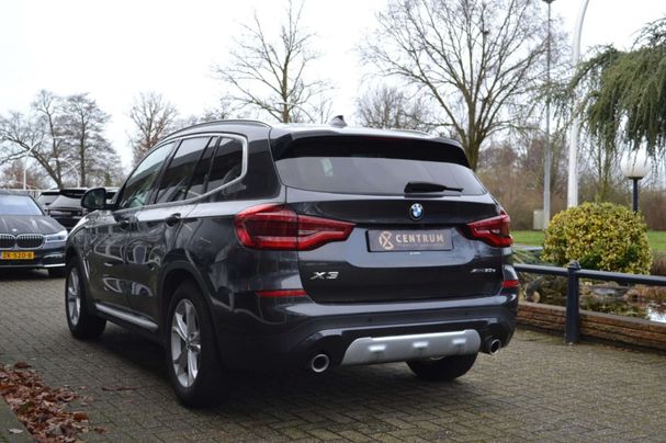 BMW X3e Line xDrive 215 kW image number 4