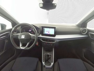 Car image 17